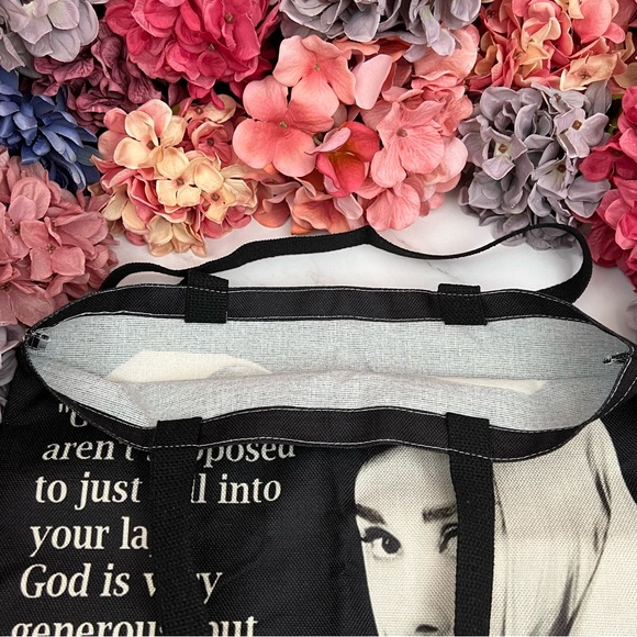 Eco-Friendly Iconic Audrey Hepburn Folding Tote Bag - Picture 10 of 15